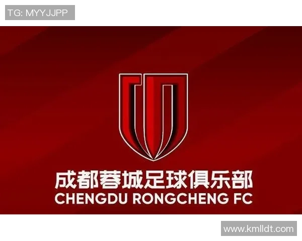 城南足球俱乐部迎战大邱队全力争胜展现球队实力与斗志 城南足球俱乐部迎战大邱队全力争胜展现球队实力与斗志