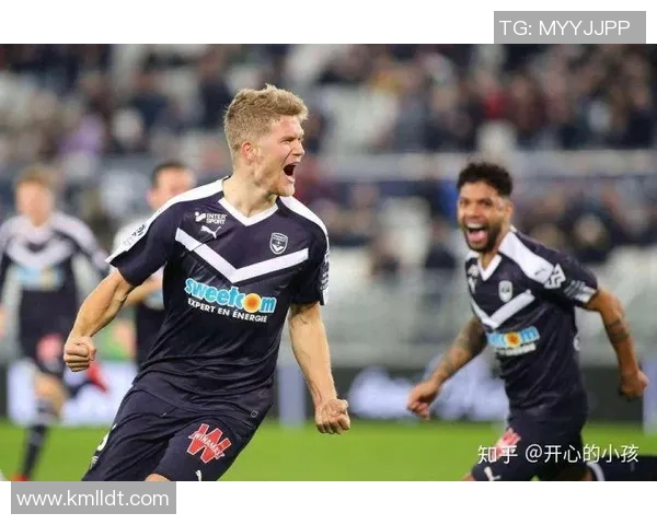 贺芬咸与里昂的精彩对决揭示足球战术与团队协作的完美结合